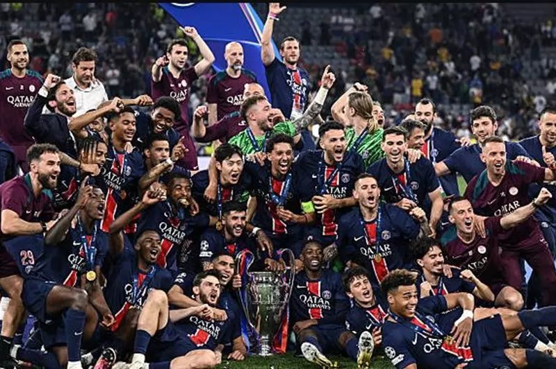 تحليل احترافي: ردود الفعل الفرنسية عقب تتويج باريس سان جيرمان بلقب دوري أبطال أوروبا