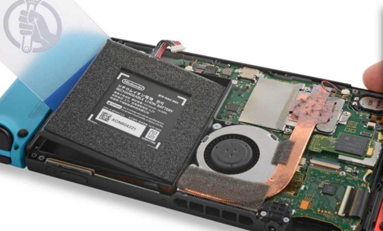 iFixit: إعادة تقييم قابلية صيانة جهاز Nintendo Switch ونماذجه Lite وOLED