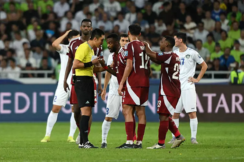 أوزبكستان تحقق فوزًا ساحقًا على قطر بثلاثية في ختام تصفيات كأس العالم 2026