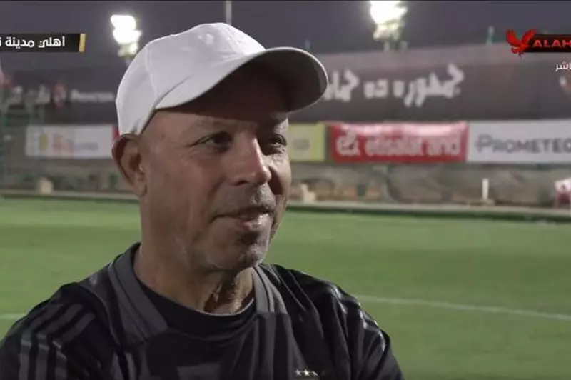 الأهلي يثمن الإسهامات المميزة لبدر رجب في تطوير القطاع