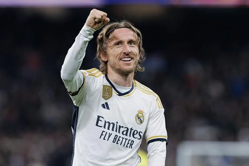 الذهب يعود إلى سان سيرو: مودريتش على بُعد خطوة من الانتقال إلى ميلان