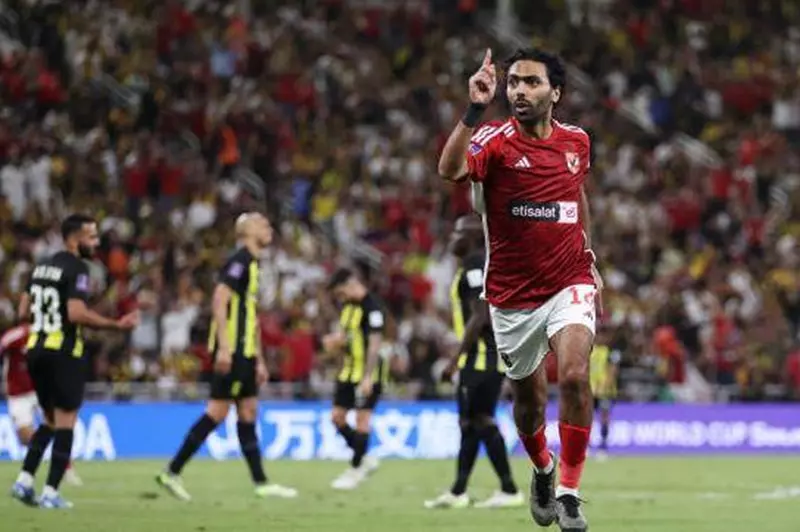 الشحات يكشف: تعرضت للظلم، وتنافس الأهلي والزمالك سيظل مستمرًا دائمًا