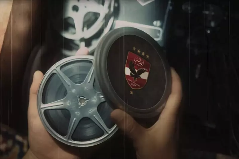 انطلاقة نحو المجد: الأهلي يتألق في عالم النجومية خلال 82 ثانية سينمائية (فيديو)