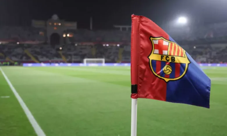 برشلونة يرد على أنباء فرض عقوبات من "يويفا": "لم نتلقَ أي إخطار"
