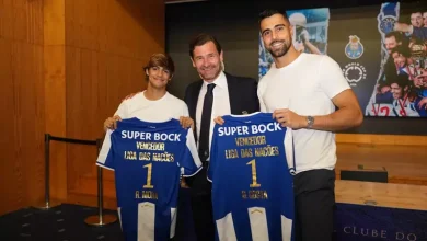 بورتو يحتفل بنجاح ثنائيه بعد فوزهما بدوري الأمم الأوروبية مع منتخب البرتغال في مواجهة الأهلي (صور)