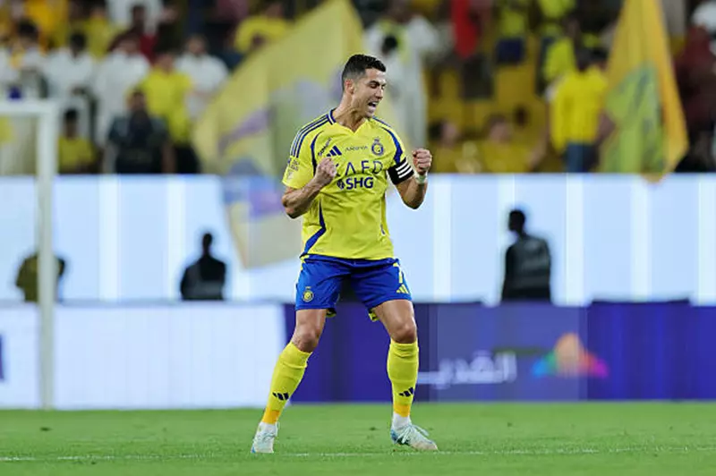 تقارير حصرية: النصر يكشف عن استراتيجياته لإقناع رونالدو بتجديد العقد