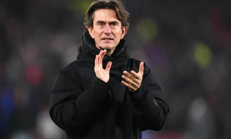توتنهام يضع نصب عينيه مدرب برينتفورد لتولي منصب المدير الفني خلفًا لبوستيكوجلو