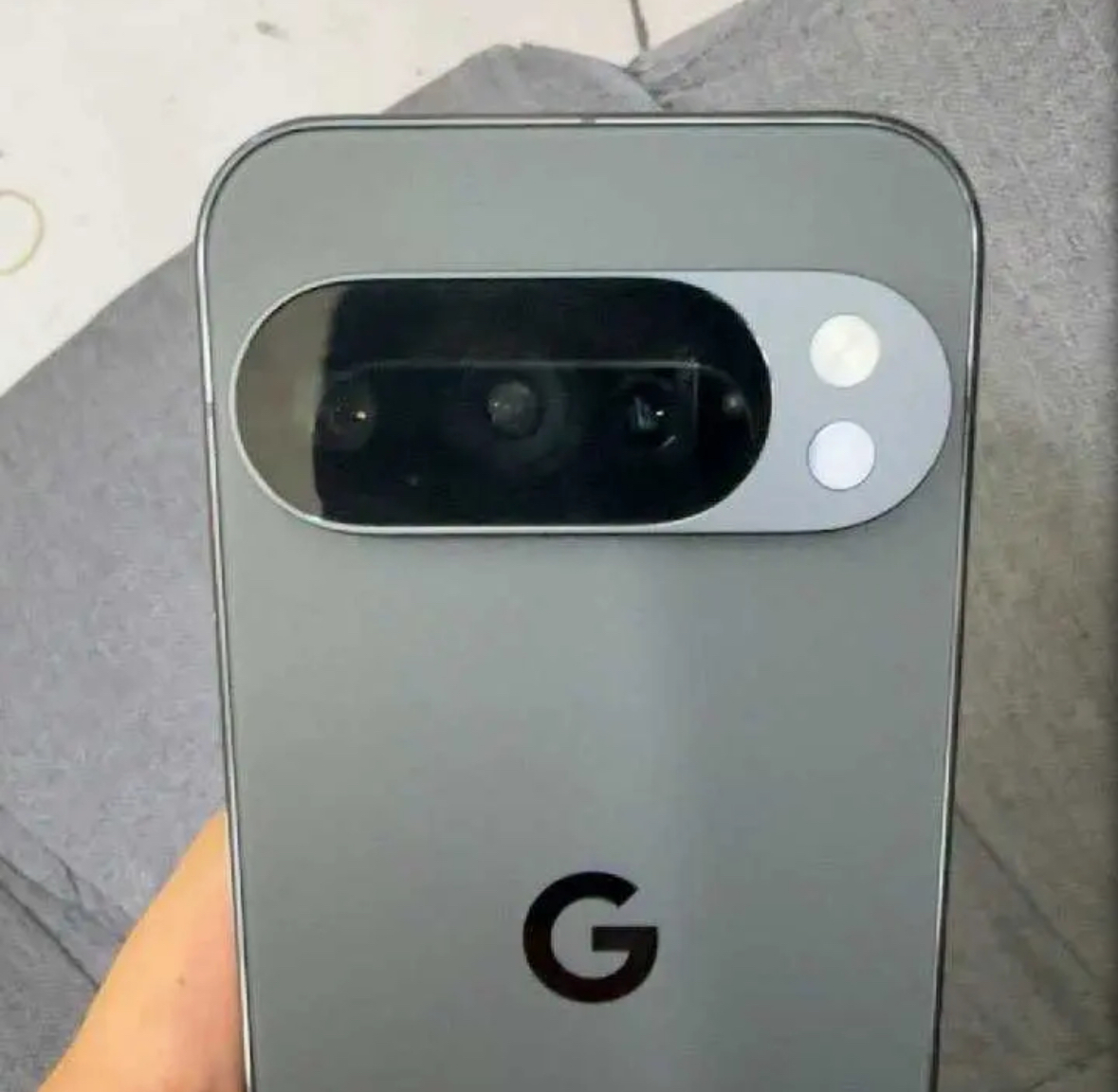 جوجل تؤجل حدث Pixel Superfans وسط شائعات حول عرض هاتف Pixel 10 المقبل