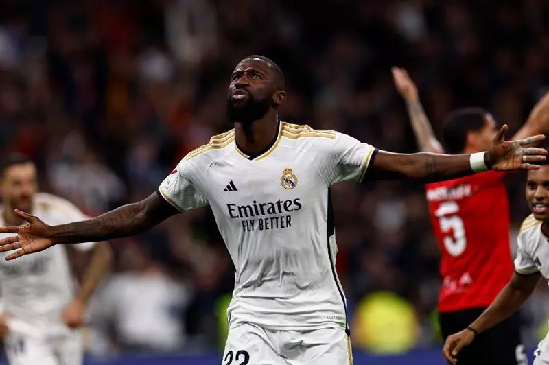 ريال مدريد يخطط لتجديد عقد روديجر لعامين إضافيين وفقاً لتقارير حديثة
