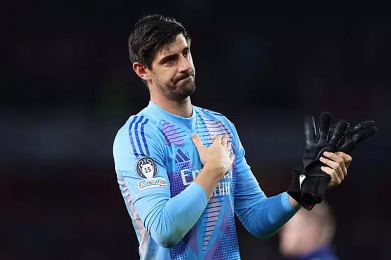 ريال مدريد يُعلن إصابة كورتوا قبل انطلاق كأس العالم للأندية: موقفه لا يزال معلقًا
