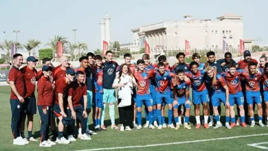 سفيرة الولايات المتحدة تشارك في بطولة خوفو للشباب لدعم منتخب بلادها في مواجهة كولومبيا