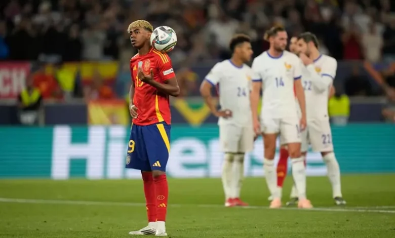 لاعب منتخب إسبانيا: إنجازات لامين يامال تثير إعجابنا ونعمل بثقة على الفوز أمام البرتغال
