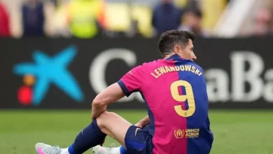 ليفاندوفسكي يؤكد استمراره مع برشلونة: "لن أرحل"