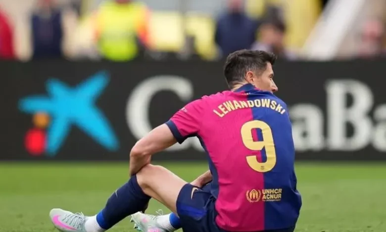 ليفاندوفسكي يؤكد استمراره مع برشلونة: "لن أرحل"