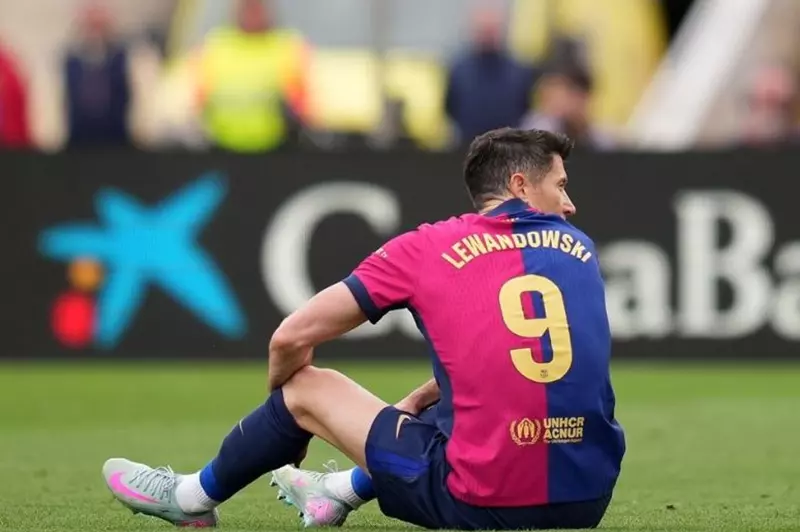 ليفاندوفسكي يؤكد استمراره مع برشلونة: “لن أرحل”