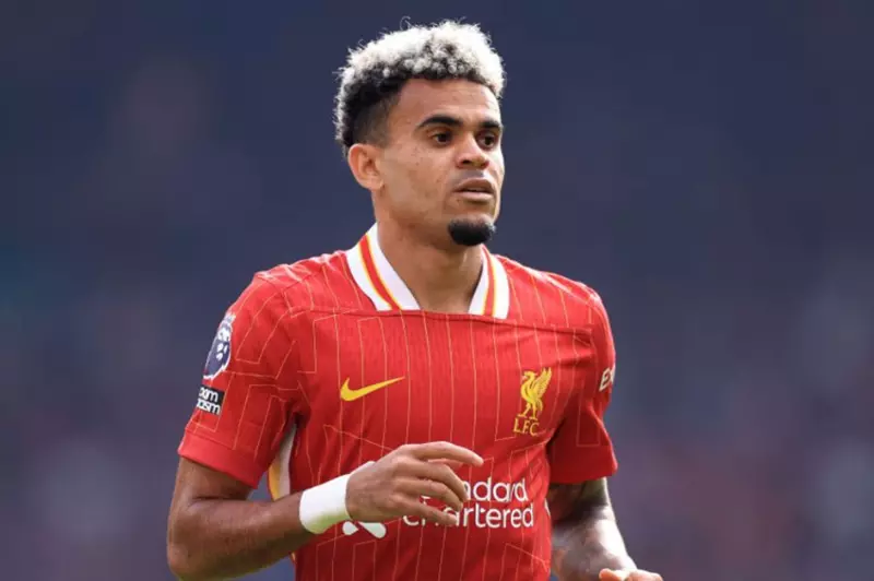ليفربول يتيح بيع دياز لتأمين تمويل صفقة فيرتز الكبيرة