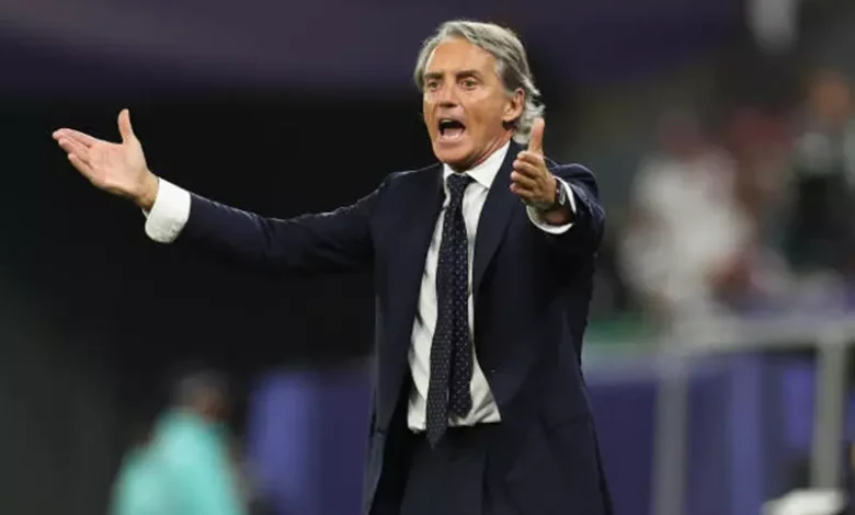مانشيني يكشف عن تطلعاته للعودة إلى قيادة منتخب إيطاليا