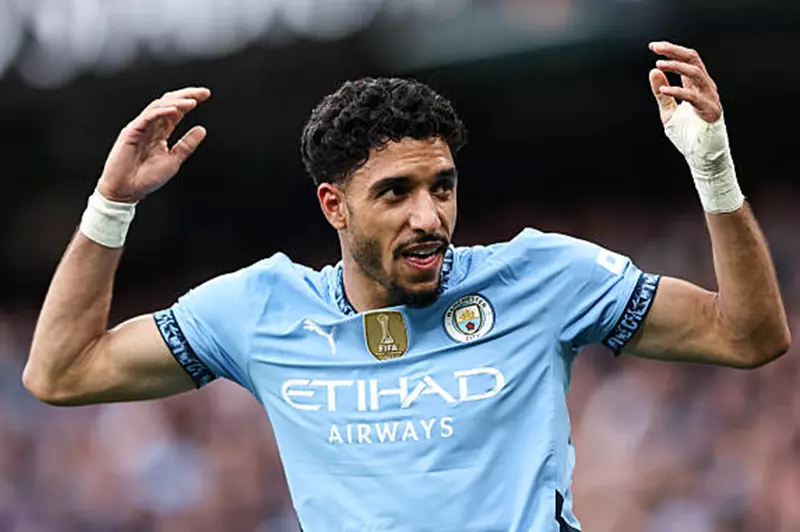 مرموش في انتظار: هل يستقطب مانشستر سيتي موهبة عربية جديدة قبيل كأس العالم للأندية؟