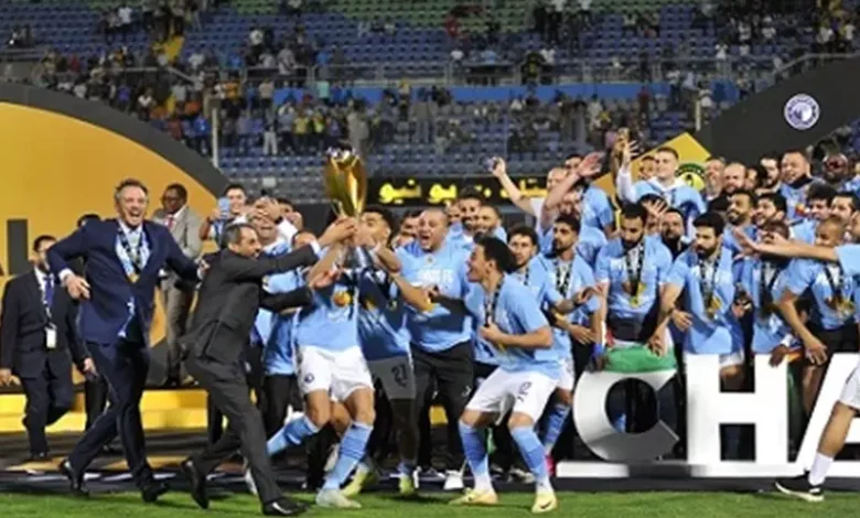 مفاجأة سارة: يلا كورة يكشف عن سر مشاركة بيراميدز في كأس أفريقيا خلال اجتماع اتحاد الكرة (صورة)