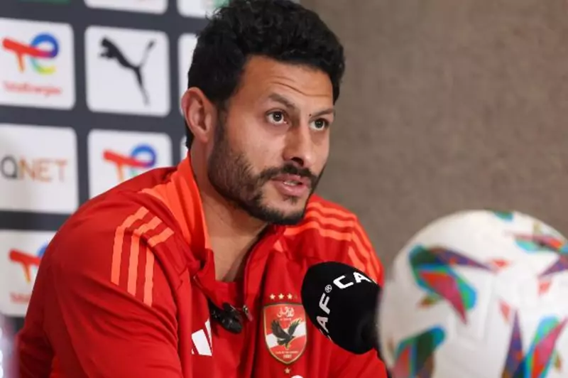 من القاهرة إلى ميامي: الشناوي يُشعل حماس جماهير الأهلي قبيل الرحلة إلى الولايات المتحدة